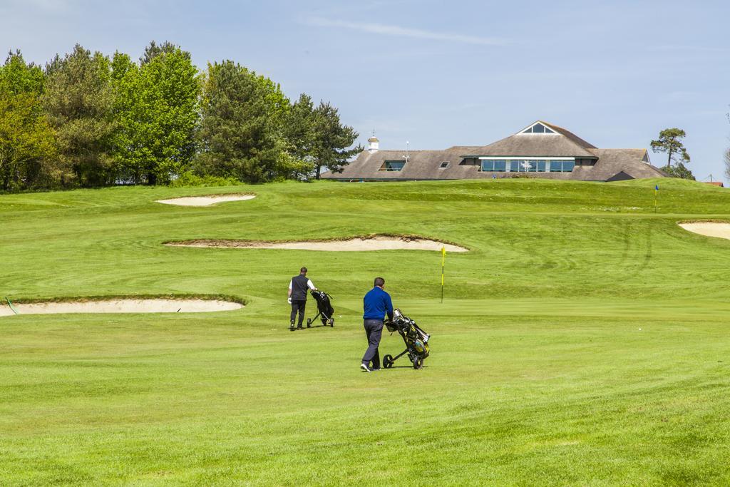 Dudsbury Golf Club - Hotel And Spa 펀다운 외부 사진