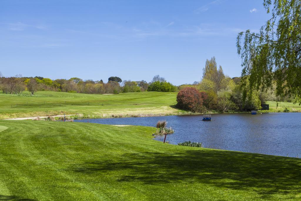 Dudsbury Golf Club - Hotel And Spa 펀다운 외부 사진